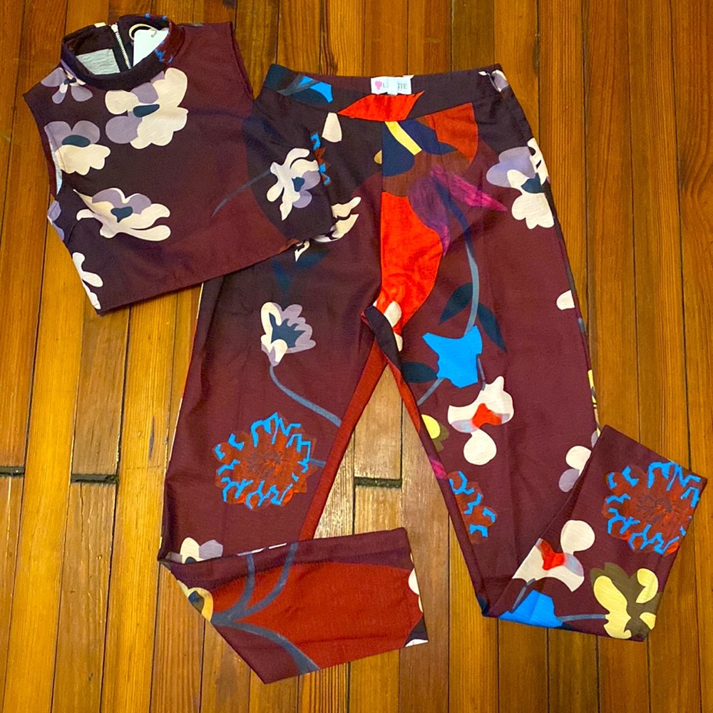 NWT Latiste 2 Piece Matching Burgundy Floral Set- Sz Small